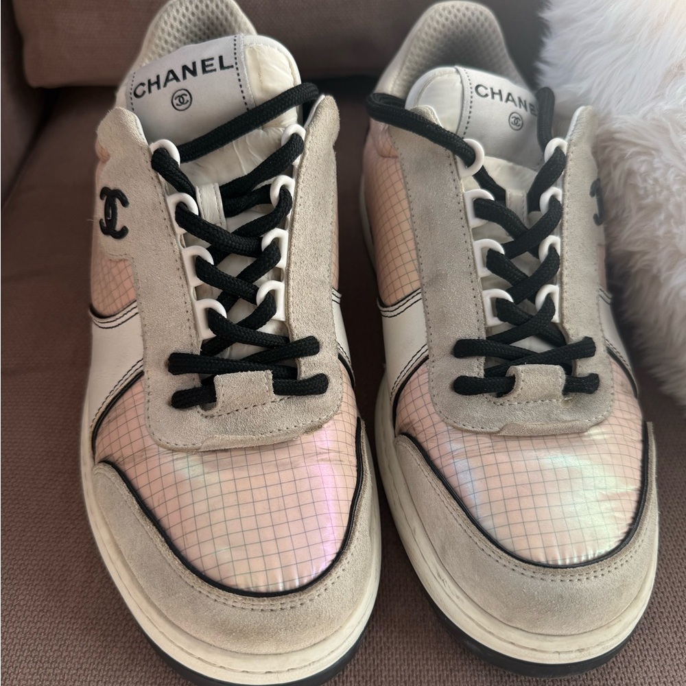 CHANEL CC Suede & Calfskin Sneakers,Size 38.5 (Fits US 8.5/EU 39)Pink/Grey/White - Picture 3 of 15
